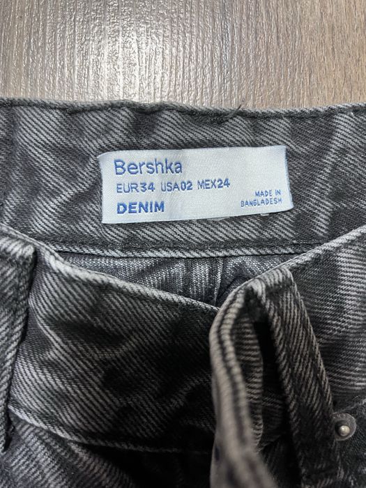 Джинси Bershka eur 34