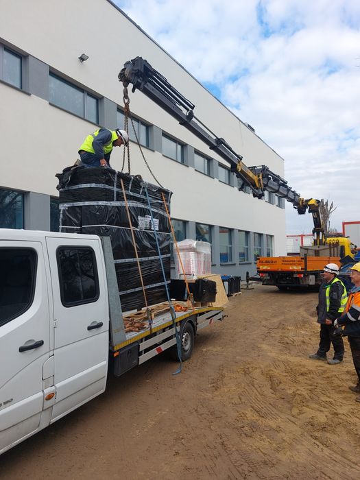 Przeprowadzki transport bagażòwka utylizacja Winda Autolaweta