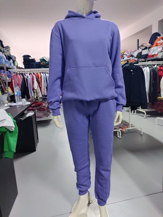 Fato treino 12 Euros.        Só para REVENDA