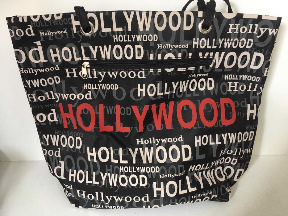 Saco Preto, Branco e Vermelho a dizer HOLLYWOOD