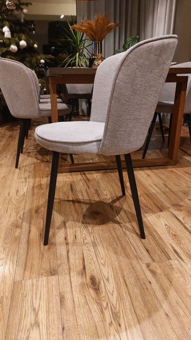 Krzesła tapicerowane