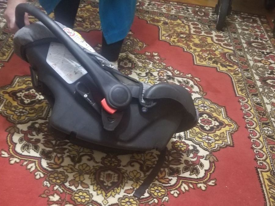 Продам автокрісло