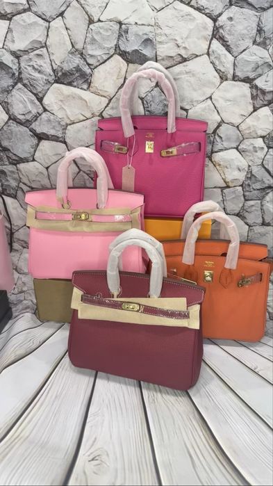 Продам шикарную женскую сумку
