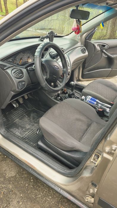 Ford Focus mk1 рейстайл