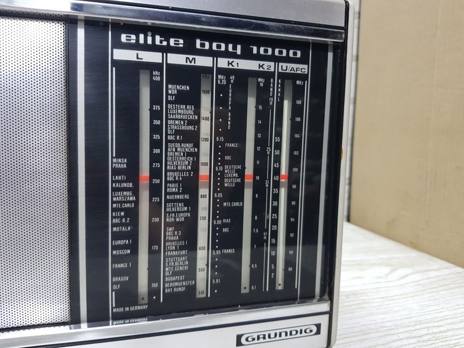 FM/AM радіо приймач Grundig Elite-Boy 1000 б/у з Німеччини
