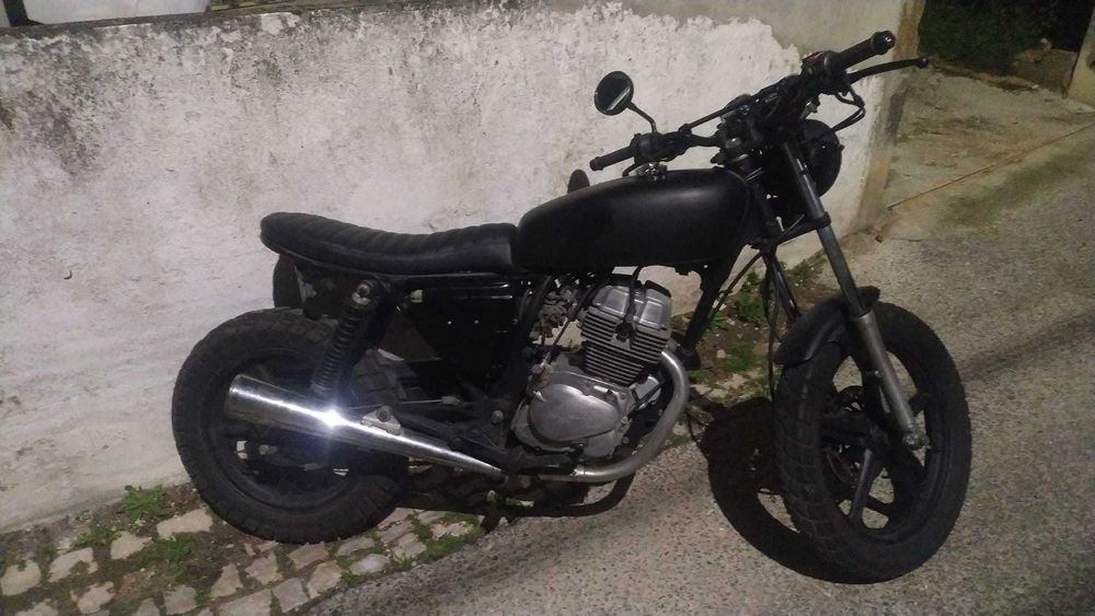 Mota Scrambler Honda 250cc ano 2001