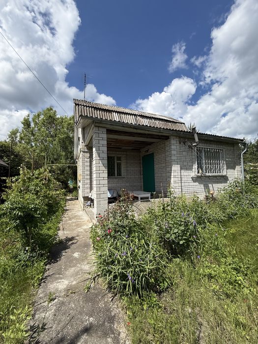 Продаж будинку біля соснового лісу в селі Миколаївка під Києвом