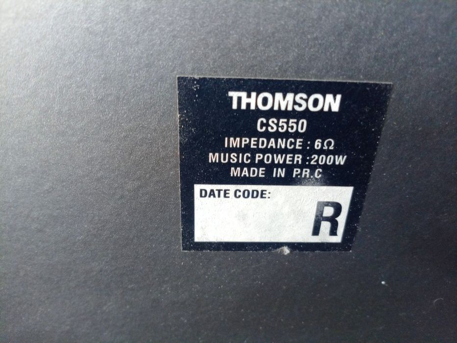 2 colunas aparelhagem Thomson ler anúncio