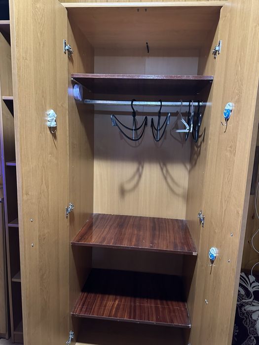 Меблі в дитячу (стінка)