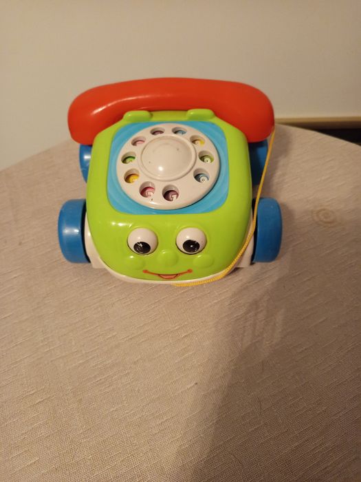 Telefon ,samochodzik dla dzieci