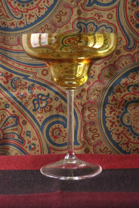 (6 ou 12) Taças Cocktail MARAVILHOSAS Amarelas
