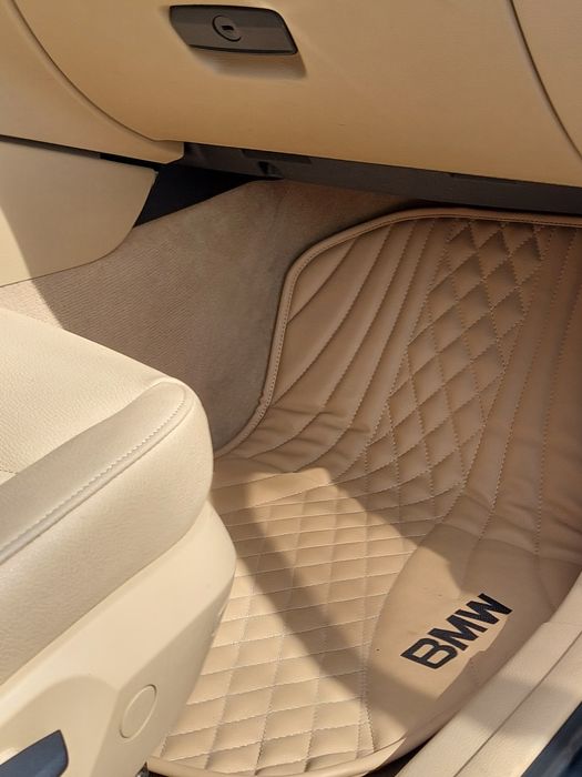 Продам bmw x1 2013