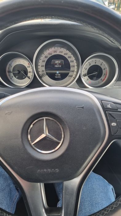 Sprzedam Mercedesa W204