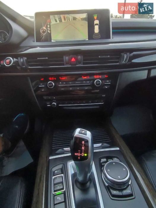 Автомобіль BMW X5 2016