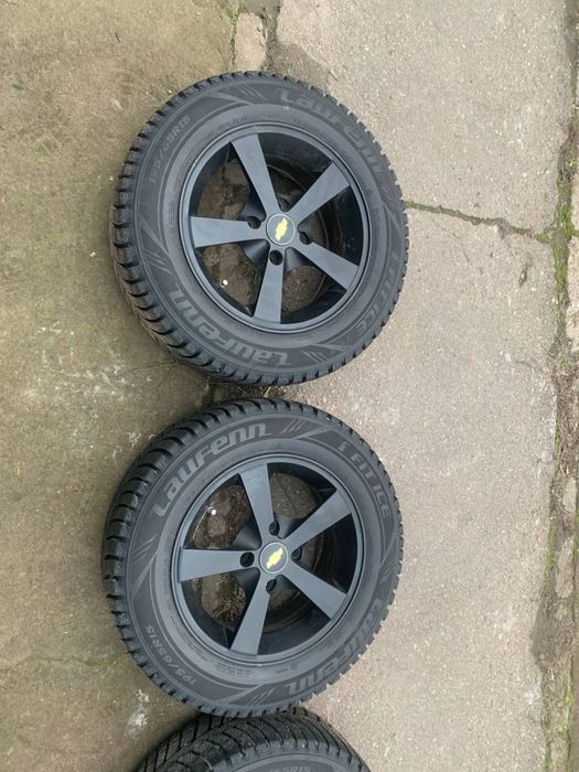 Продам диски с зимней резиной 4/114*3/р15