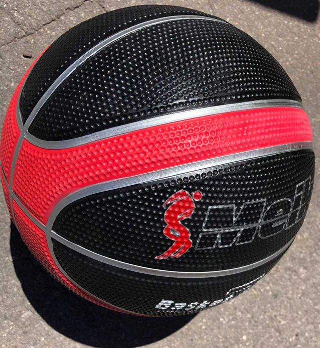 М'яч баскетбольний 7 розмiр в стилi Spalding NBA Chicago Bulls