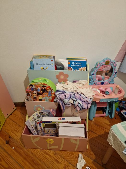 Quarto "completo" menino/menina em verde e rosa