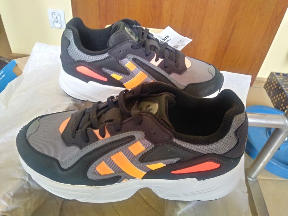 Buty adidas yung-96 chasm rozm.38 2/3(24,5 cm.)