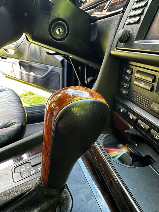 Komplet dekorów drewnianych BMW e38