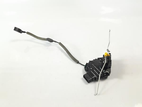 Fechadura / fecho porta frente esquerdo FORD Ka+