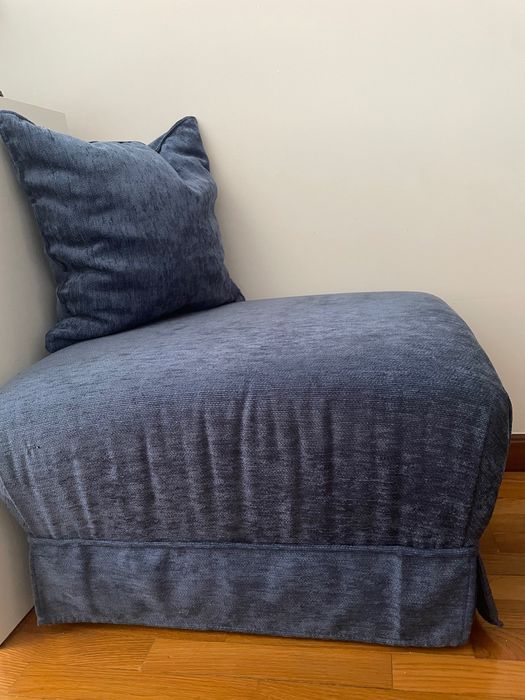 Puff de sala ou quarto com almofada