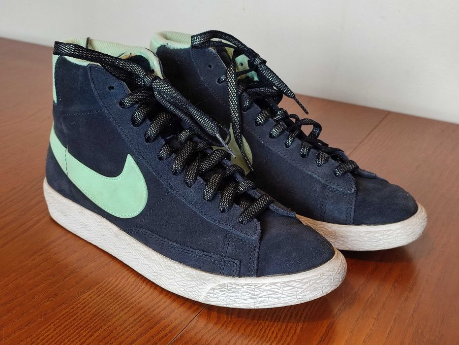 Buty NIKE 37,5 granatowe