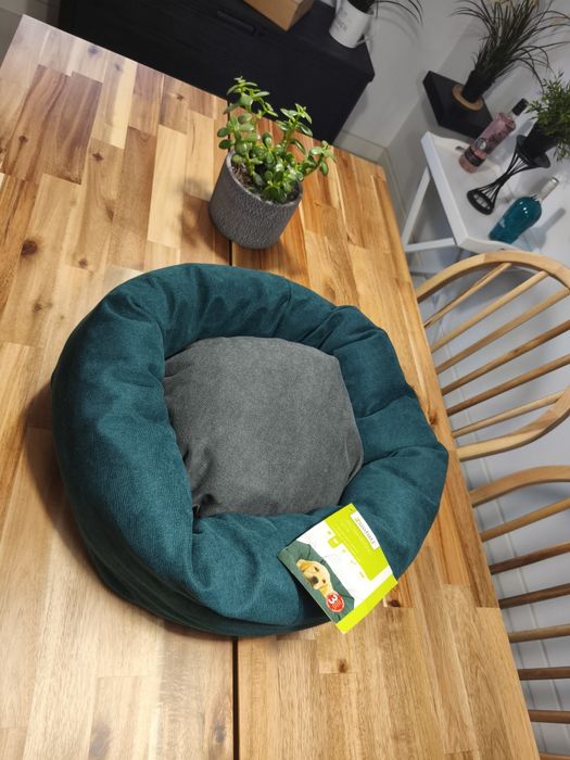 Cama para caninos ou felinos nova