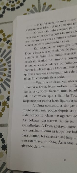 As Gémeas - no Colégio de Santa Clara