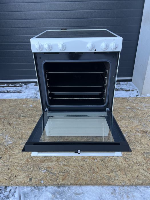 Індукційна плита з електродуховкою Electrolux  EKG6516EOW, 60 см!