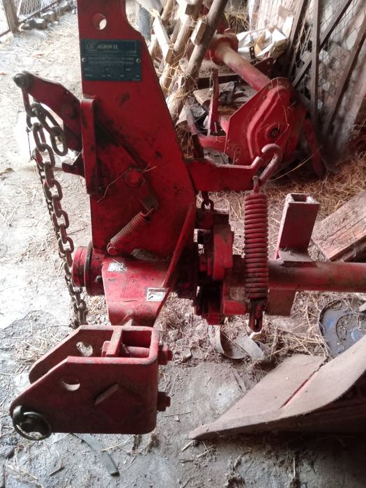 Vendo charrua Agrovil 1 ferro 12 polegadas