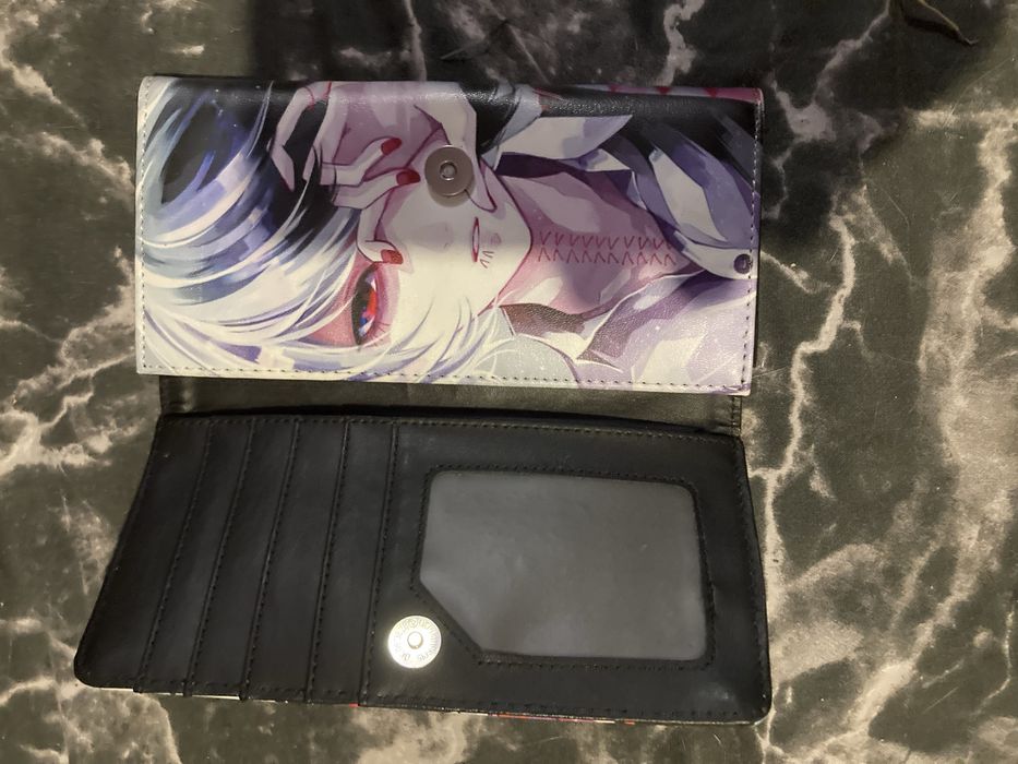 Аніме гаманець вживаний.