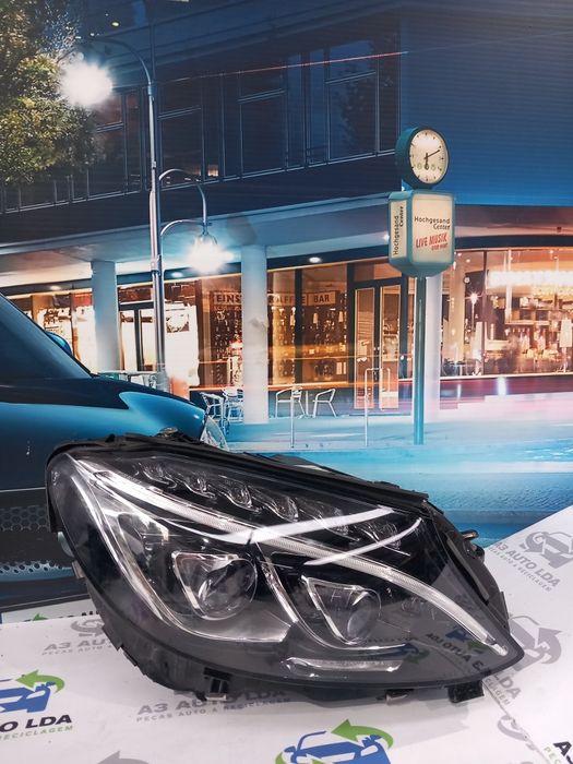 Ótica direita Mercedes W205