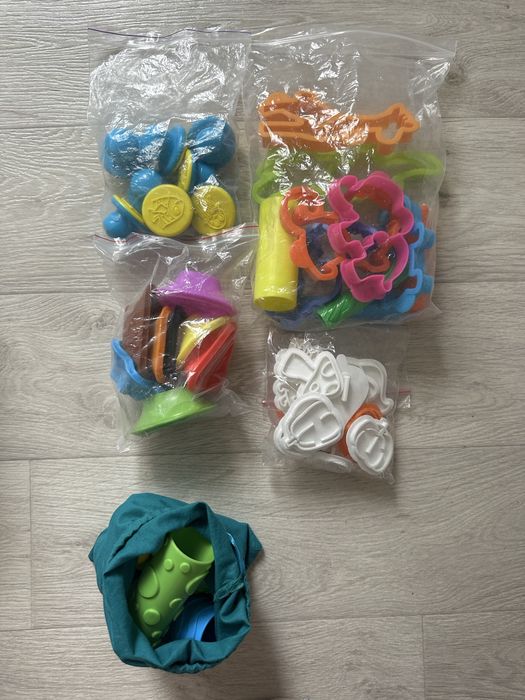 Трафарети для ігр з пластиліном Play doh