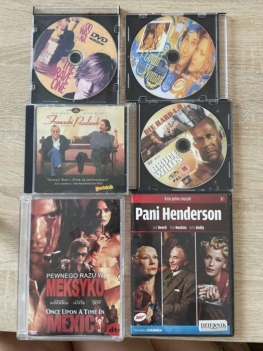 Filmy       DVD