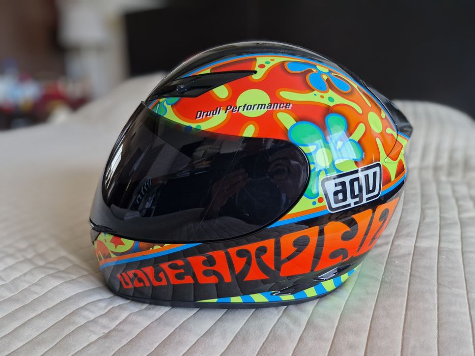 Capacete AGV K3 Valentino Rossi Valencia 2003 flower power