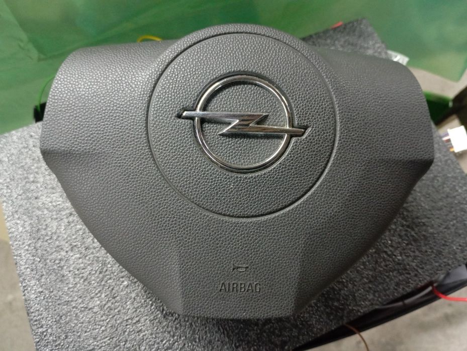 Подушка Opel Astra H