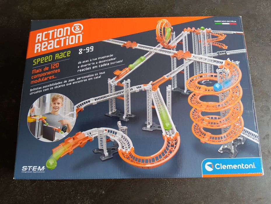 Pista de bolas Action Reaction Clementoni