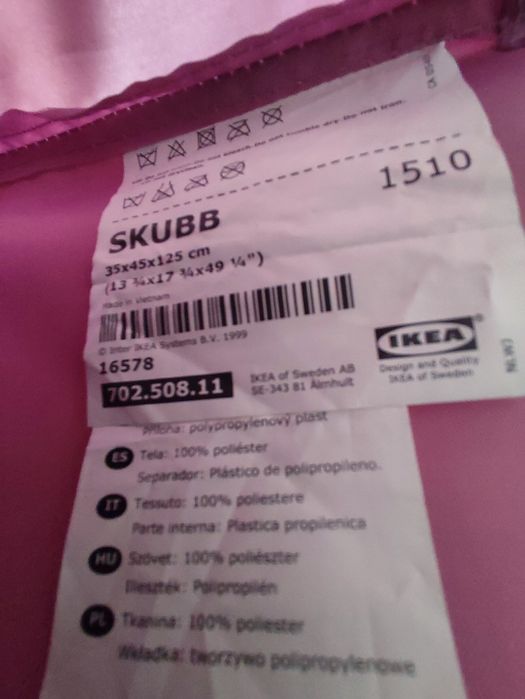Solução de arrumação prateleiras roupeiro SKUBB rosa IKEA