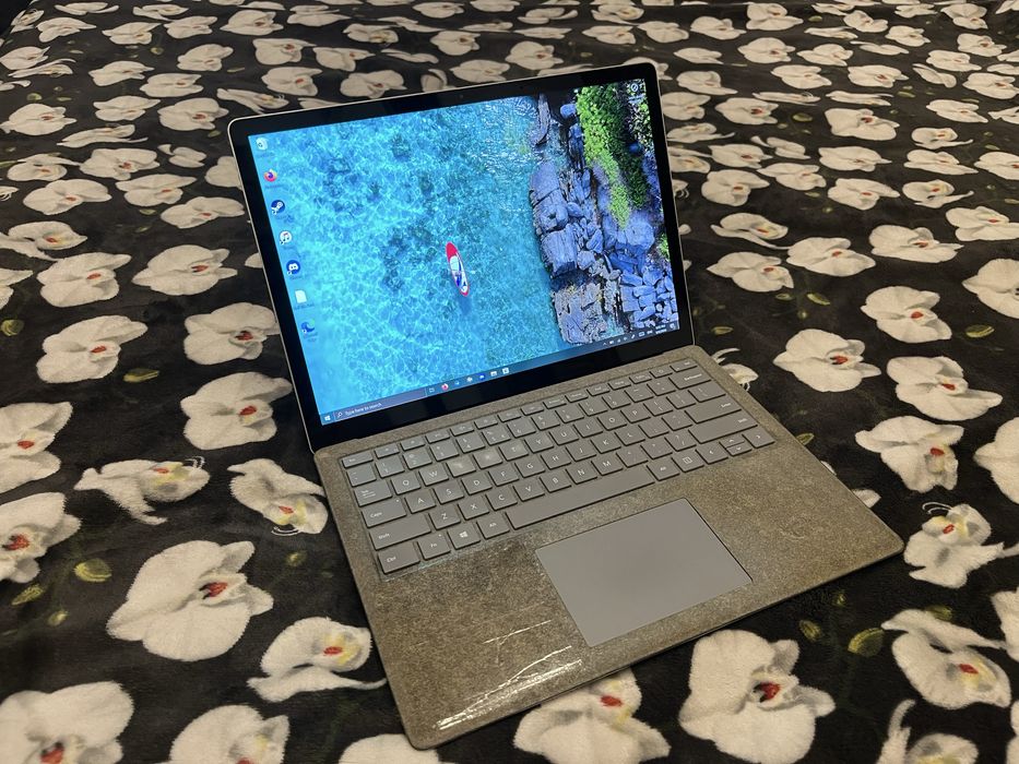 Microsoft Surface Laptop 1769 | i5-7200U | 8/256GB