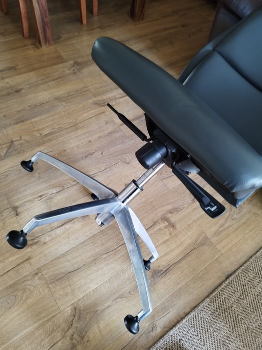 Cadeira giratória de secretária cinza escuro ecopele