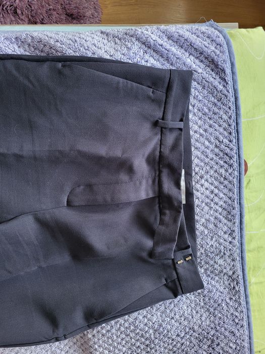 Spodnie eleganckie Mango  granatowe roz 42 raz założone