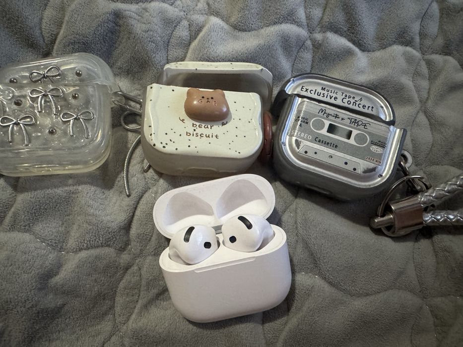 кейс airpods 4 anc - Купити електроніку - Ціни на OLX.ua