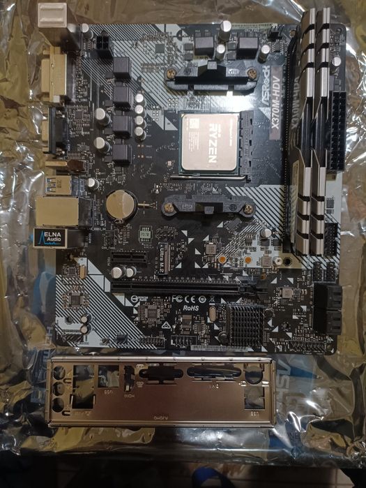 Комплект X370M+2700+16GB