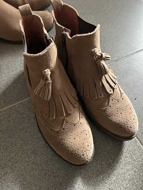 Botas em Camurça