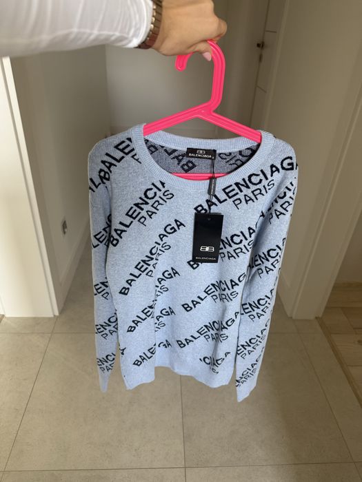 Niebieski sweterek w logo granatowe rozm. Xs/s nowy