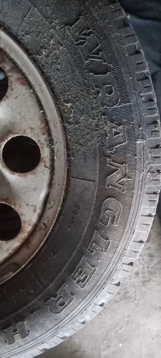 Pneus de estrada e TT e Jantes