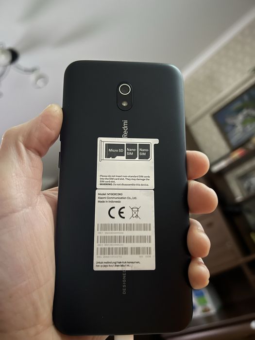 Продам телефон Редмі 8а