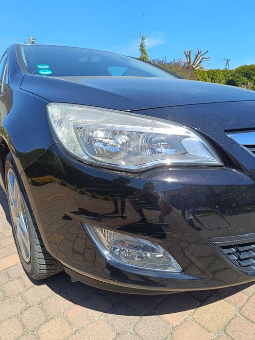 Opel Astra 1.4 Turbo 2010