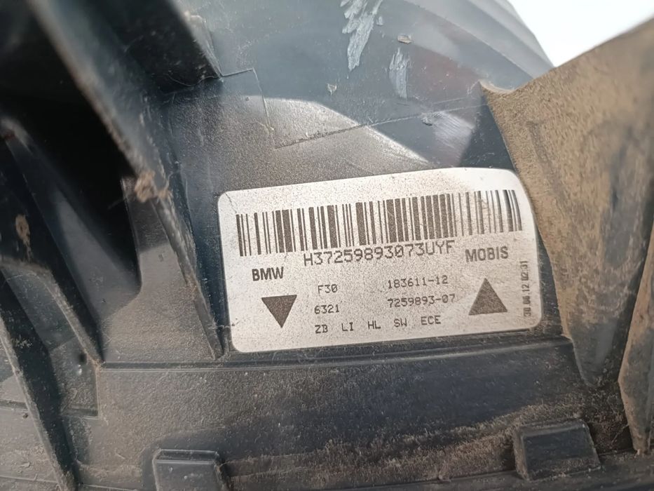 Farolim esquerdo BMW 3 (F30, F80)