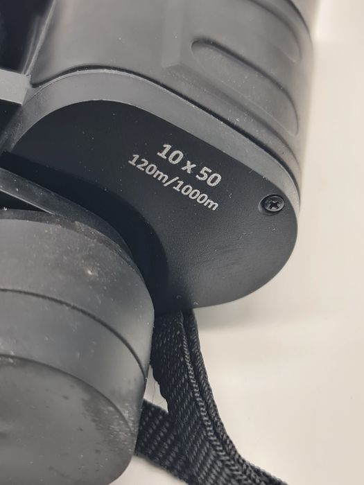 Binóculos com estojo e protecção 10x50